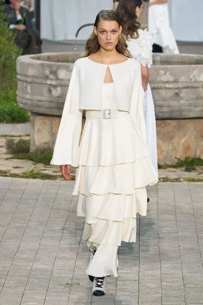 Look 41